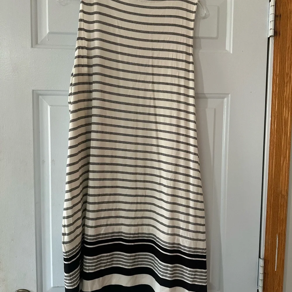 J. Jill Wearever sleeveless dress Black and White Striped. Size large petite. - Picture 6 of 9